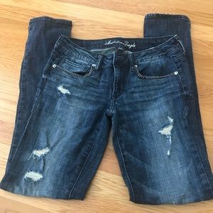 AMERICAN EAGLE Distressed Skinny Jeans